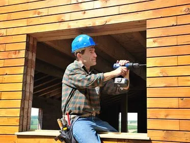 Fabriquer une porte en bois massif
